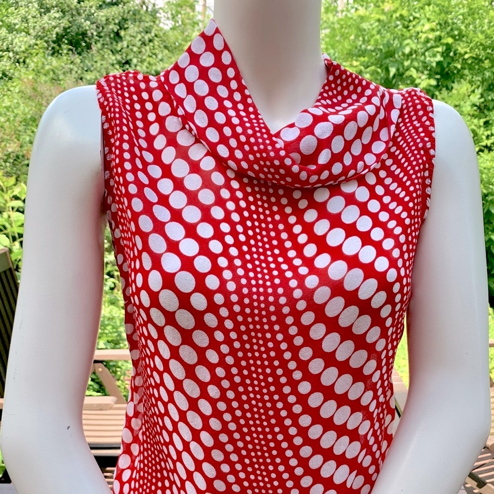 Sheer Red & white large Polka Dot Tank top with roll-neck back button-up Eur 42